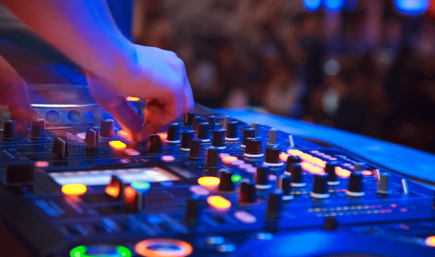 Outlaw Entertainment Dj Service